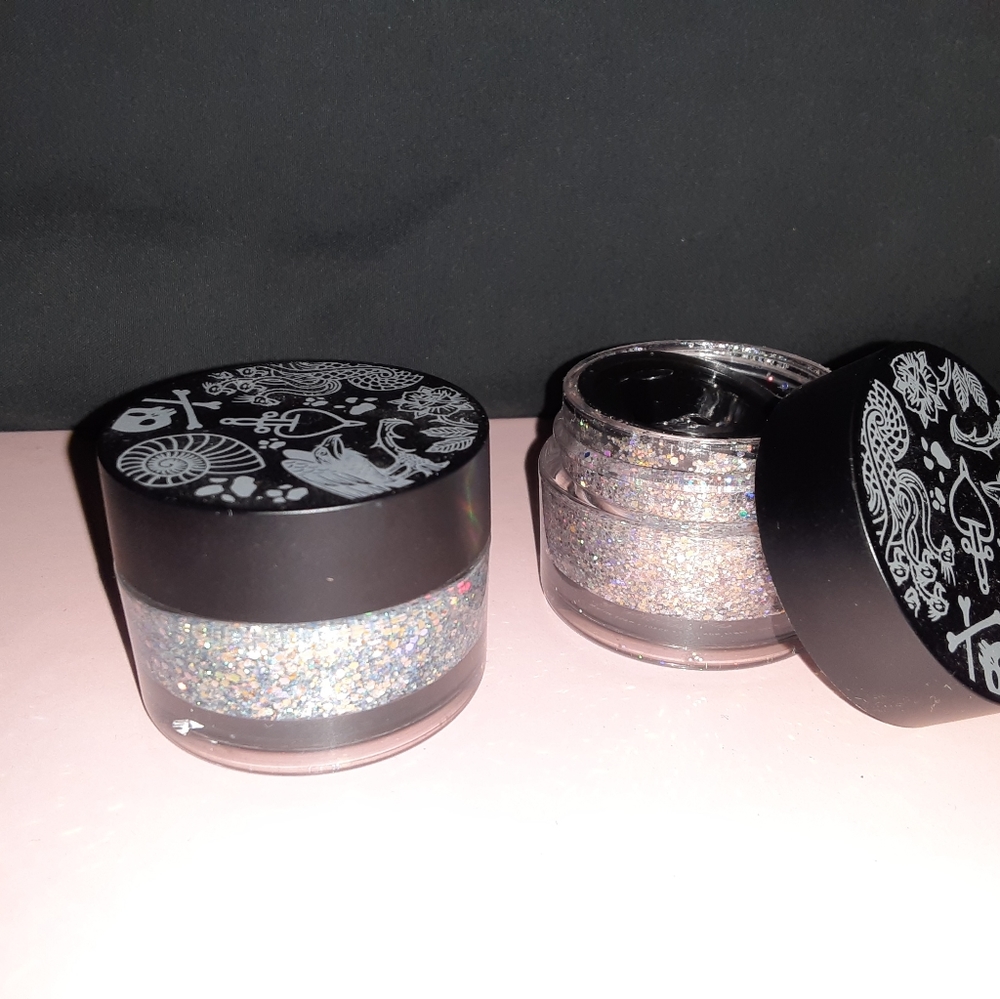 Colourpop Villians Glitter Shadow